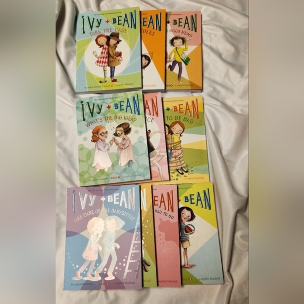 IVY + BEAN box set. Books‎ 1-10